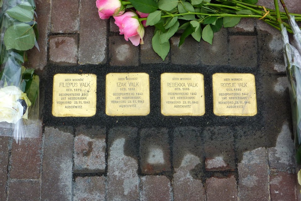 Stolpersteine fam. Valk Muntendam